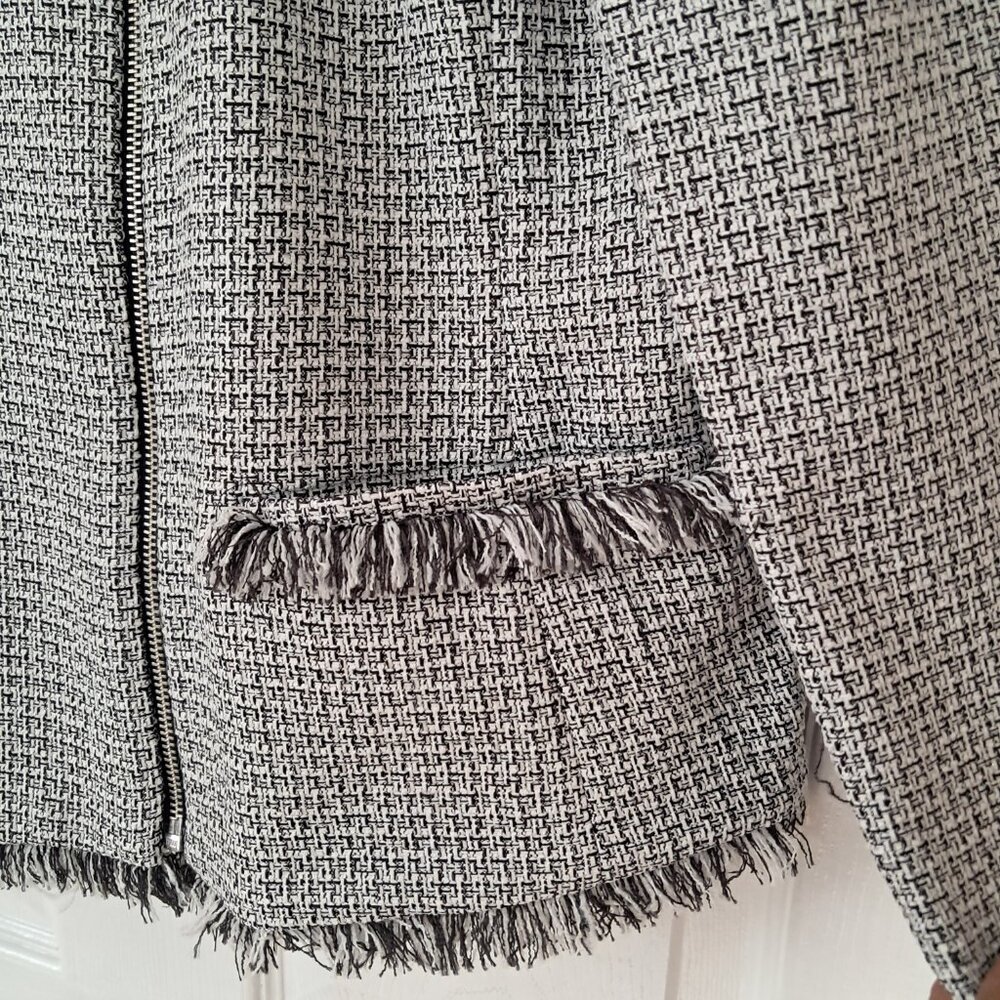 DKNY Women's Business Plus size Fringe Trim Tweed style zipper blazer size 16 - Picture 6 of 9